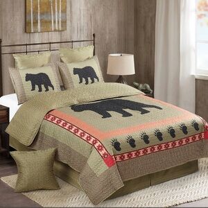 Bear Design Quilt Set - Black and Tan